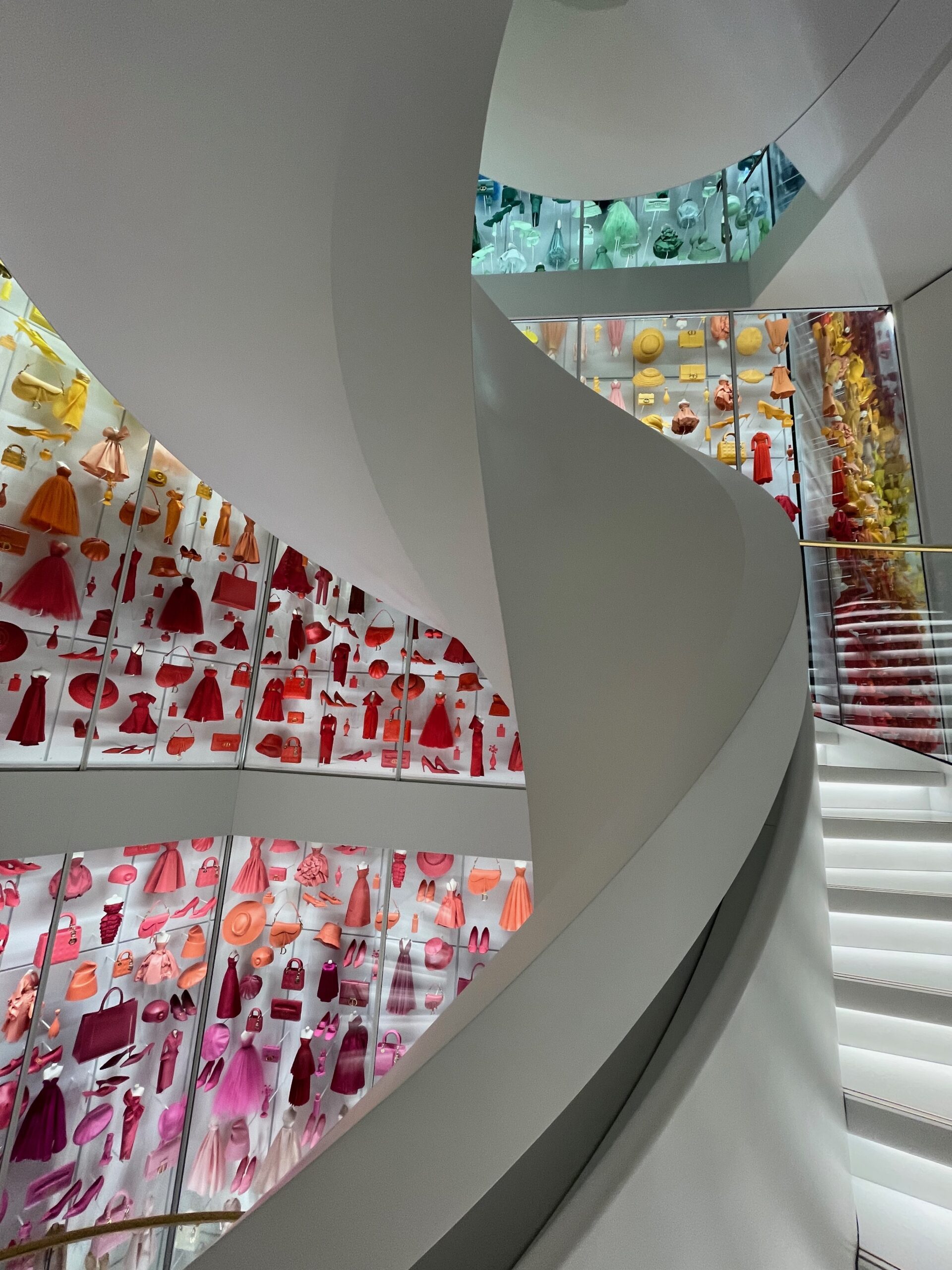 La Galerie Dior in Paris. Is it worth visiting?